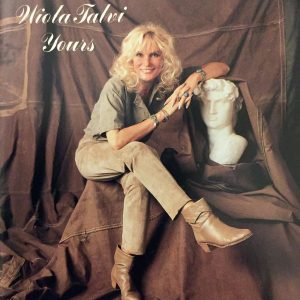 Wiola Talvi : Yours