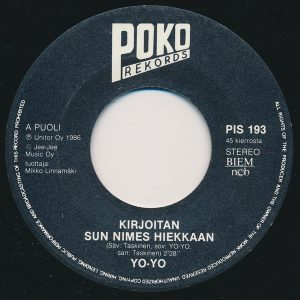Yo-Yo : Kirjoitan sun nimes hiekkaan / Tyttö kadun kulmasta