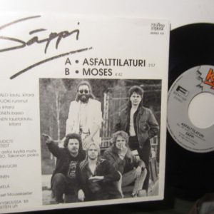 Säppi : Asfalttilaturi / Moses