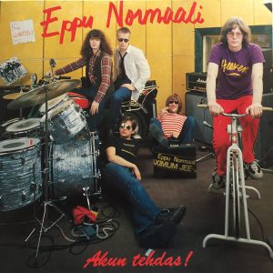 Eppu Normaali : Akun Tehdas!
