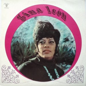 Gina León : Gina León